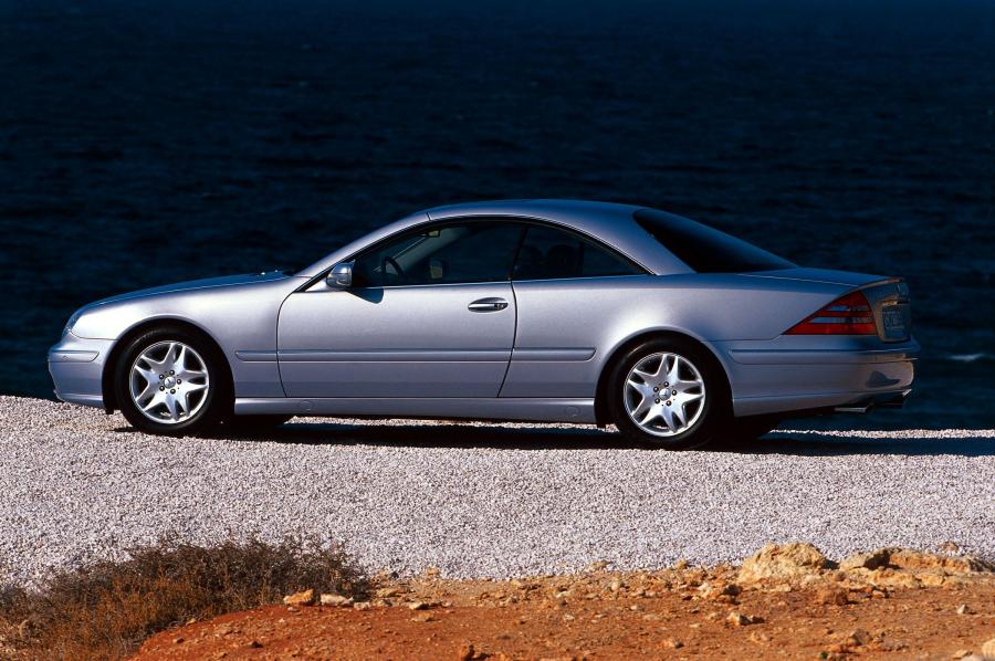  Mercedes-Benz CL-Class 1993 года  (фото 17 из 27)